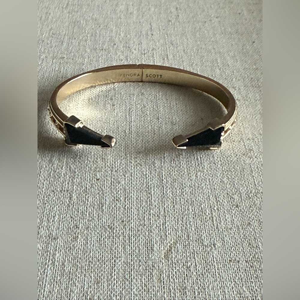💛KENDRA SCOTT CUFF💛